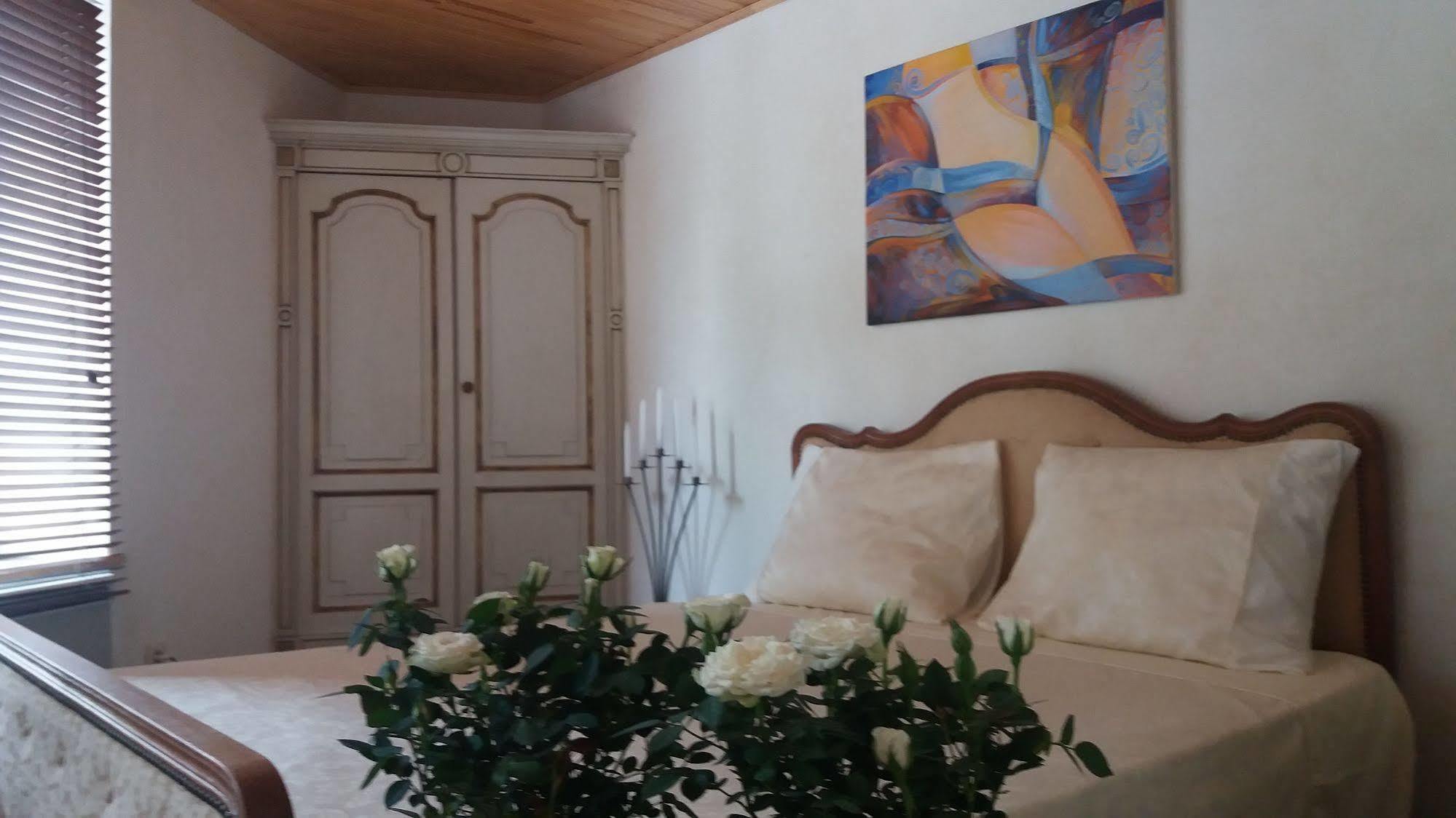 Golden Lion Bed and Breakfast Bouillon Εξωτερικό φωτογραφία